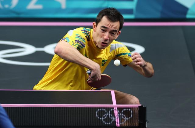 包括以乔 包括以乔